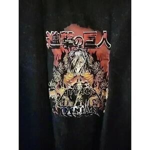 Attack on Titan Colossal Titan Black T-Shirt Size Large CR5 Excellent
